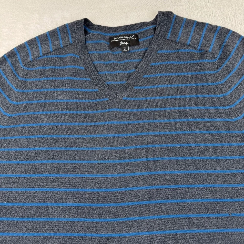 Banana Republic V-Neck Sweater Men XL Tall Gray Blue Striped Merino Wool Baruffa